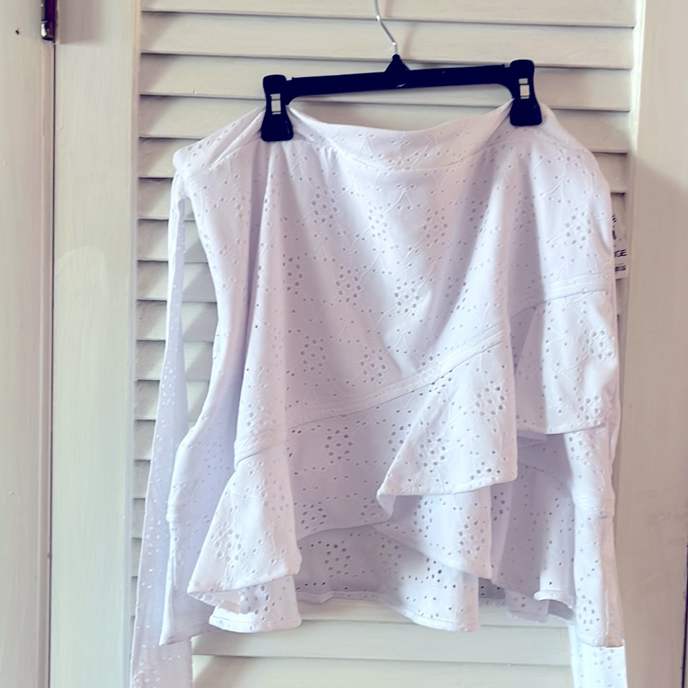 NWT- Bar III Simply Elegant White Ruffled Eyelet Skirt w/ Tie